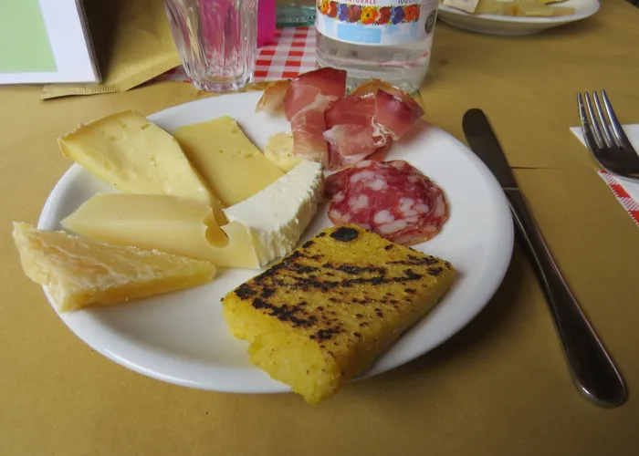 Formaggi di malga e formadi frant