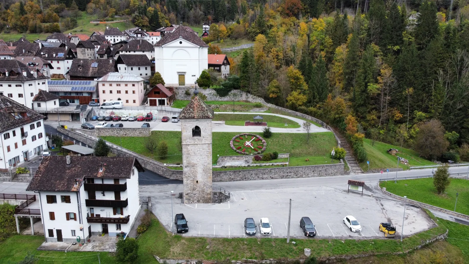 Prato Carnico dall'alto